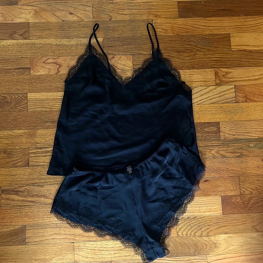 Victoria’s Secret Pajamas Set